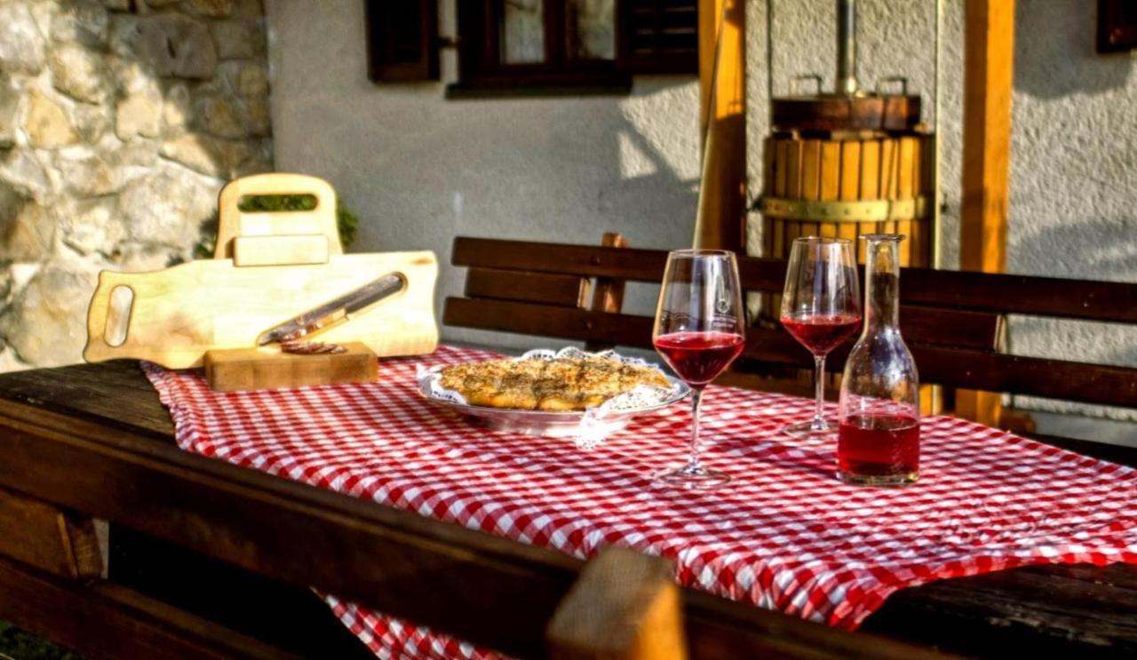 Vineyard Cottage Podrzaj 오토세크 외부 사진