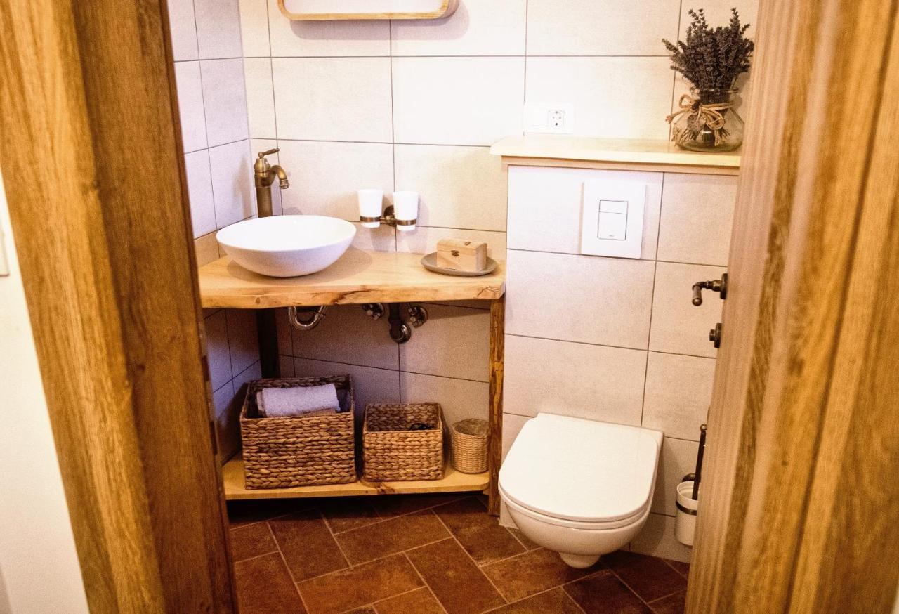Vineyard Cottage Podrzaj 오토세크 외부 사진