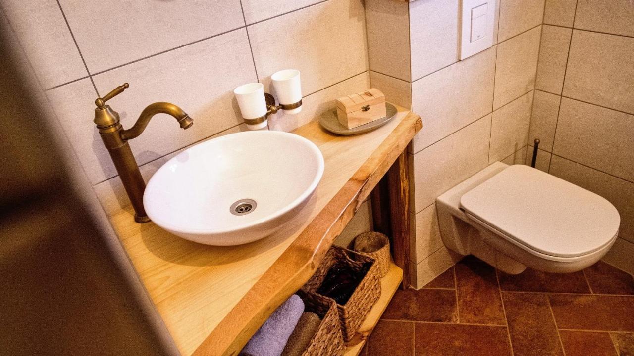 Vineyard Cottage Podrzaj 오토세크 외부 사진