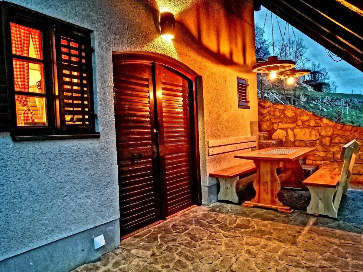 Vineyard Cottage Podrzaj 오토세크 외부 사진